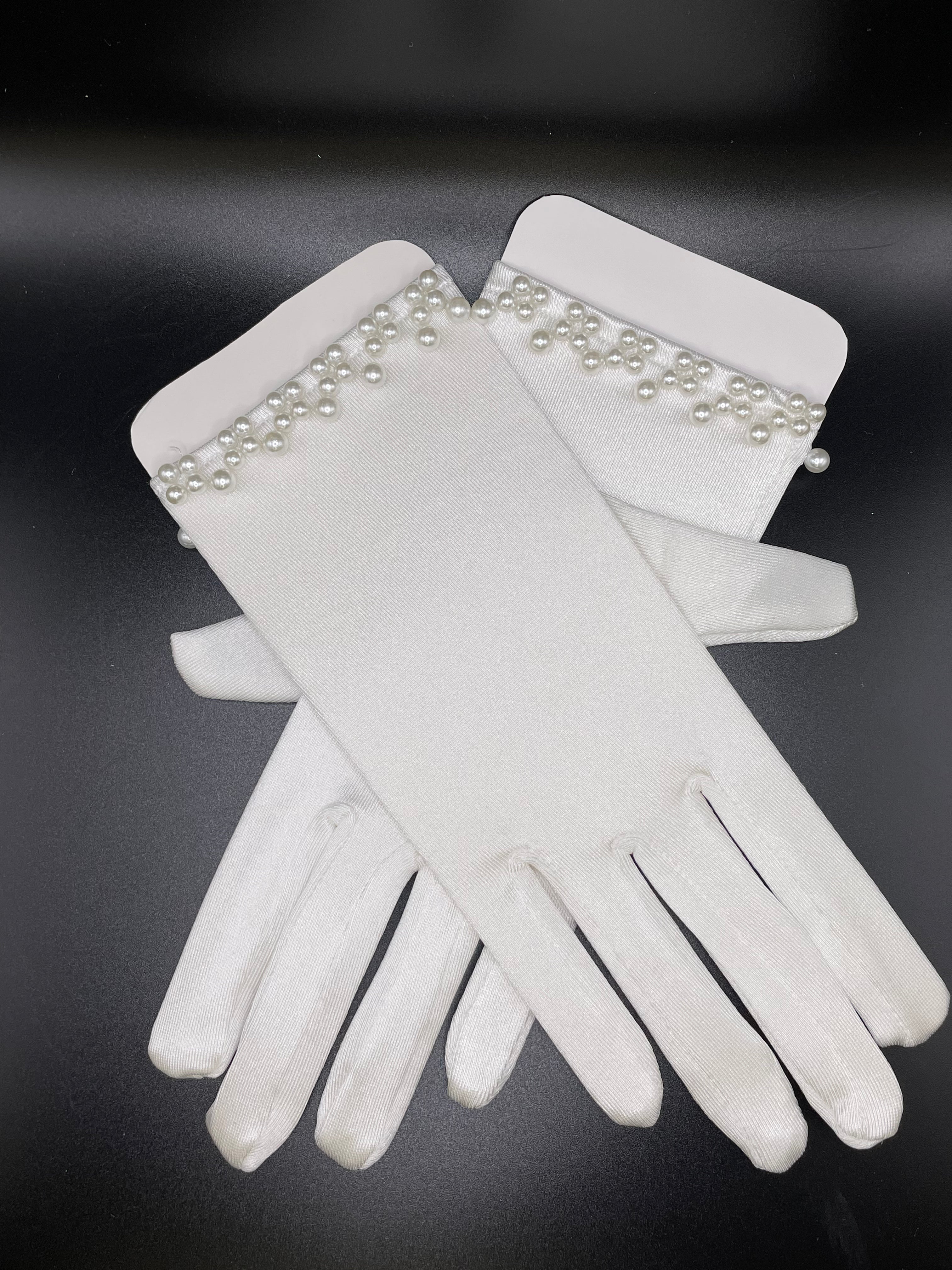 White Pearl Gloves